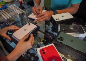 Khidmat sewa iPhone untuk raya laris