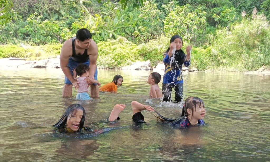 ‘Kalau boleh hari-hari mahu mandi sungai’