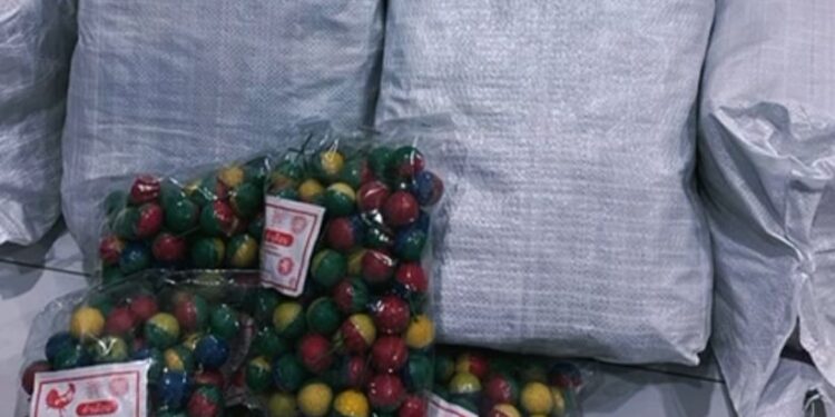 Bunga api ciput, mercun cepat kaya