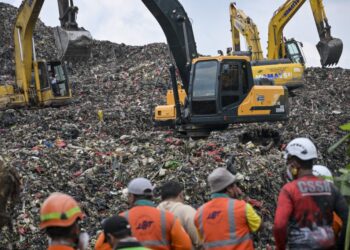 Tapak pelupusan sampah runtuh, 4 nyawa melayang