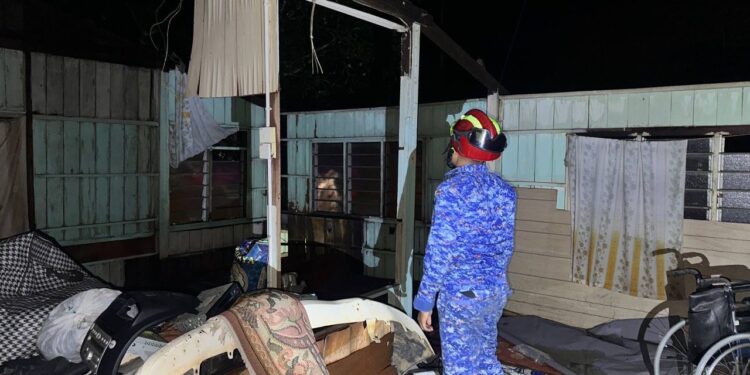 Ribut kuat landa Felda Lubuk Merbau