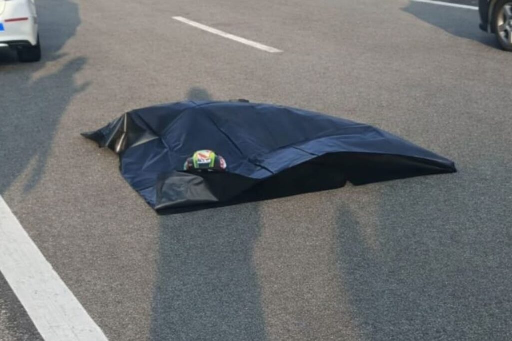 Pelatih maut, motosikal hilang kawalan