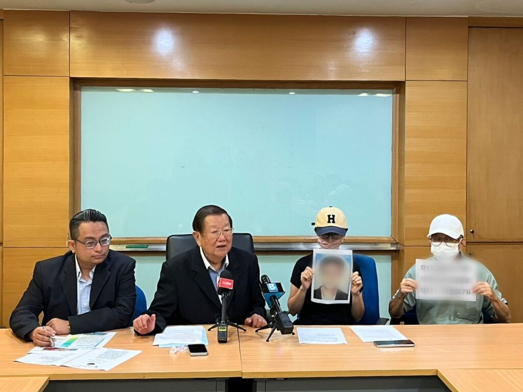 Wanita diugut along gara-gara hutang bekas suami