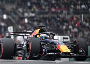 F1: Verstappen diselar sering ‘merengek’