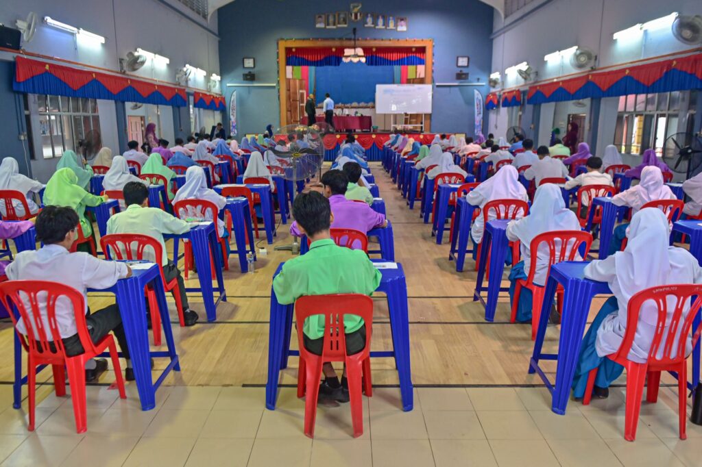 Jangan cepat hukum anak tidak cemerlang belajar