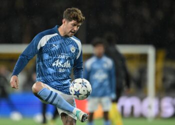 EPL: Stones ikut jejak langkah Silva