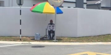 Berpanas bawah payung, kebajikan pengawal dipersoal