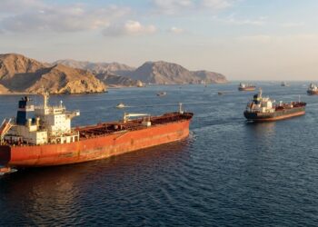 Iran tutup semula Selat Hormuz