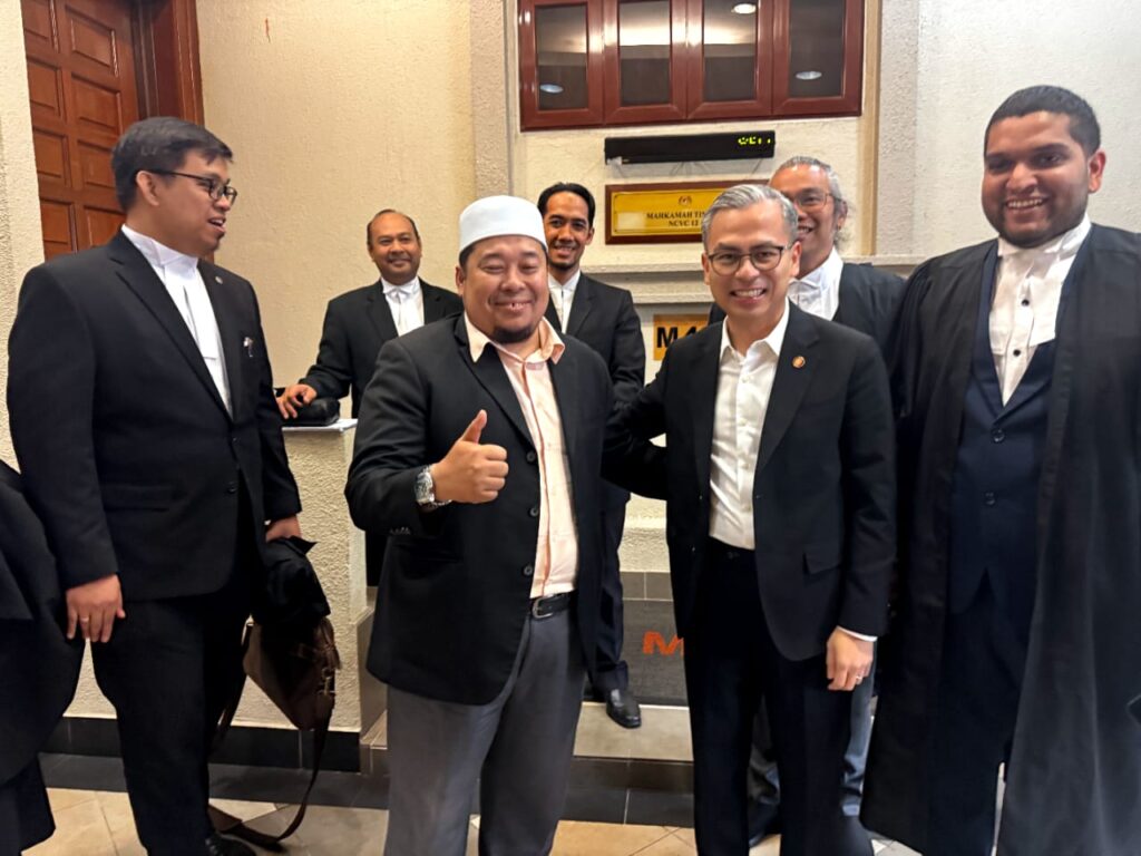 Kes saman Fahmi Fadzil terhadap Papagomo selesai