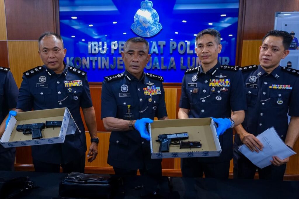 6 suspek menyamar polis samun jongkong emas RM4.4 juta diberkas