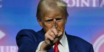 Trump arah kepung Selat Hormuz, tiada kapal boleh keluar masuk