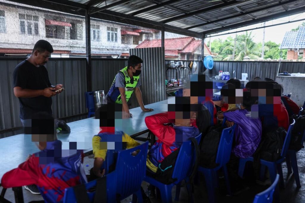 PGA nafi ‘perangkap’ 34 pelajar, murid rentas Sungai Golok