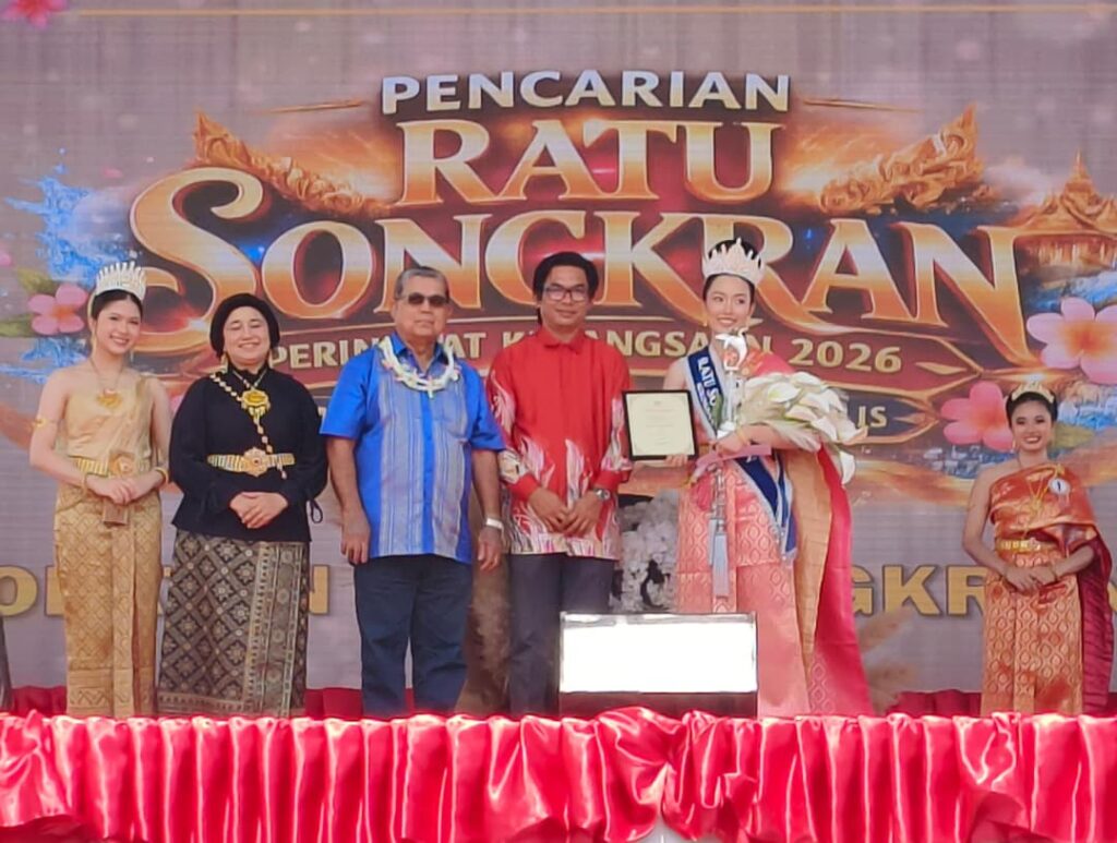 Songkran lambang perpaduan rakyat pelbagai kaum