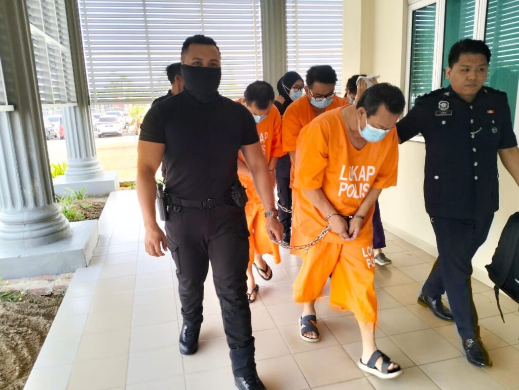 Empat tekong darat didakwa angkut 28 PATI warga Myanmar