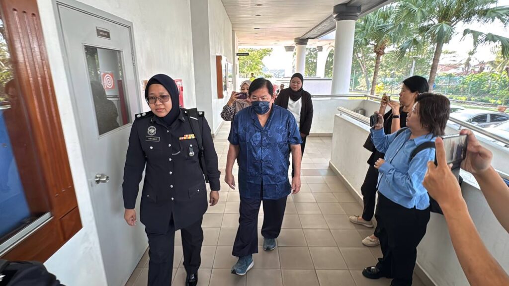 Jurulatih wusyu tidak mengaku amang seksual pelajar