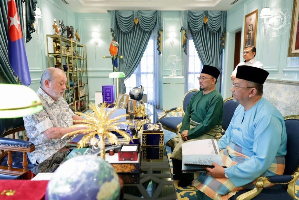 Agong terima menghadap Mufti Johor