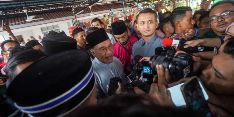 Satu daripada lima kapal tangki Malaysia rosak di Selat Hormuz