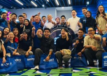 Fadhil idam pecah rekod kebangsaan