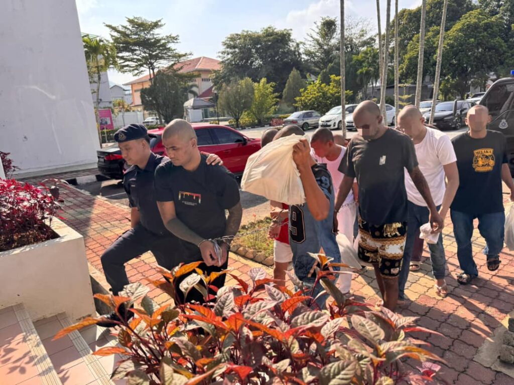 Dangi dituduh bunuh rakan Nepal