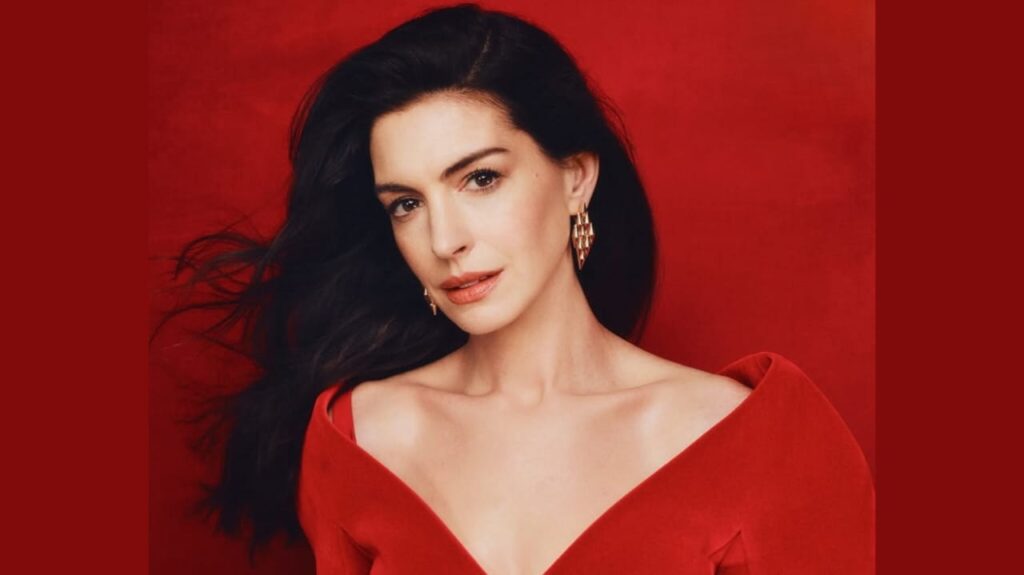 Sebut ‘insya-Allah’ dalam temu bual, Anne Hathaway peluk Islam?