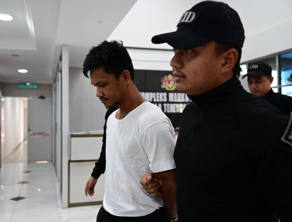 Kelindan lori mengaku salah menyebabkan kematian anak angkat