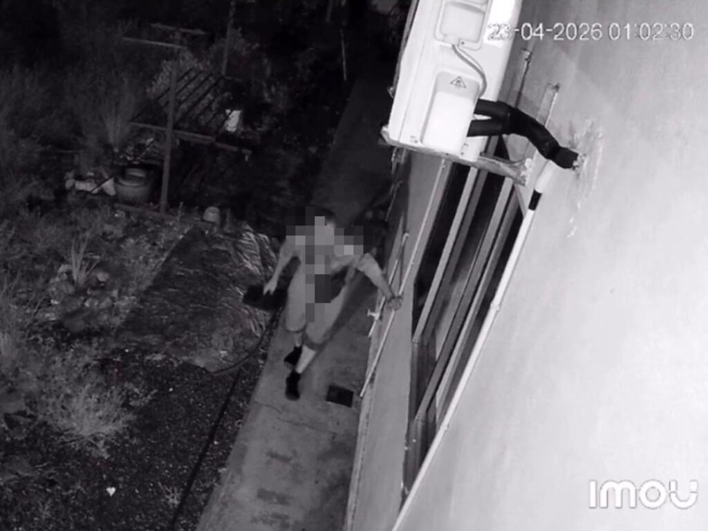 ‘Sebelum tidur pastikan pintu rumah dikunci’