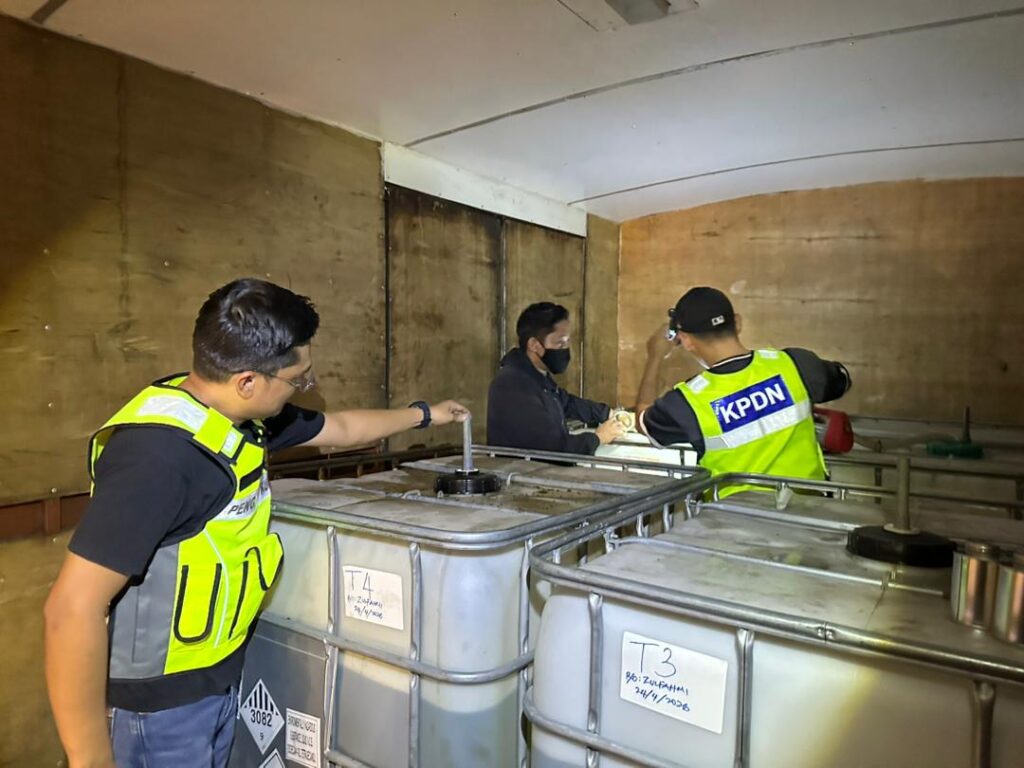 Taktik lori ‘double tank’ seleweng diesel terbongkar