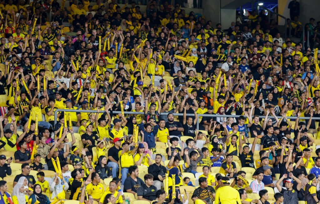 Bola sepak negara belum ‘mati’, cuma apa ‘ubat’