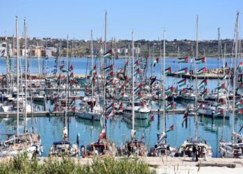 Bot Global Sumud Flotilla dipintas tentera Israel