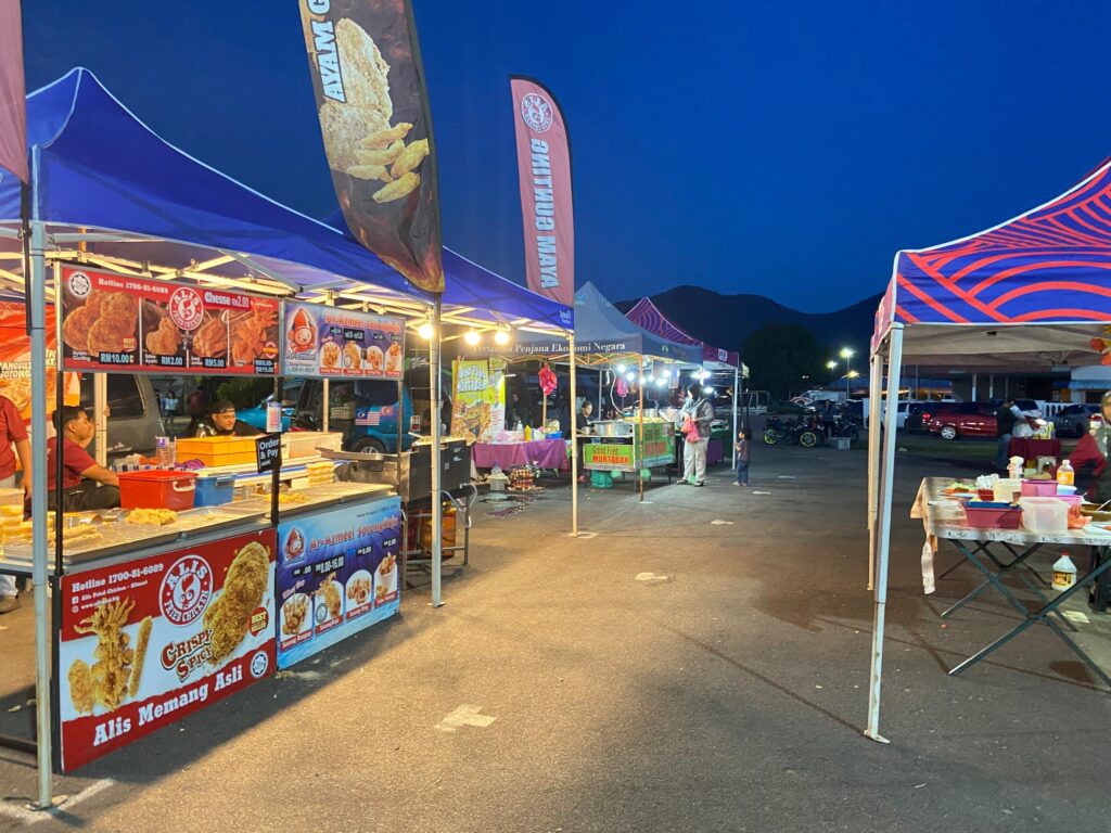 Pasar malam atau pasar petang?
