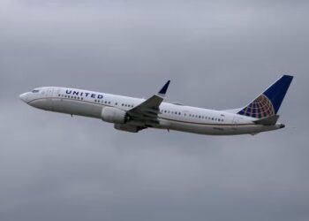 Pesawat langgar dron semasa mendarat