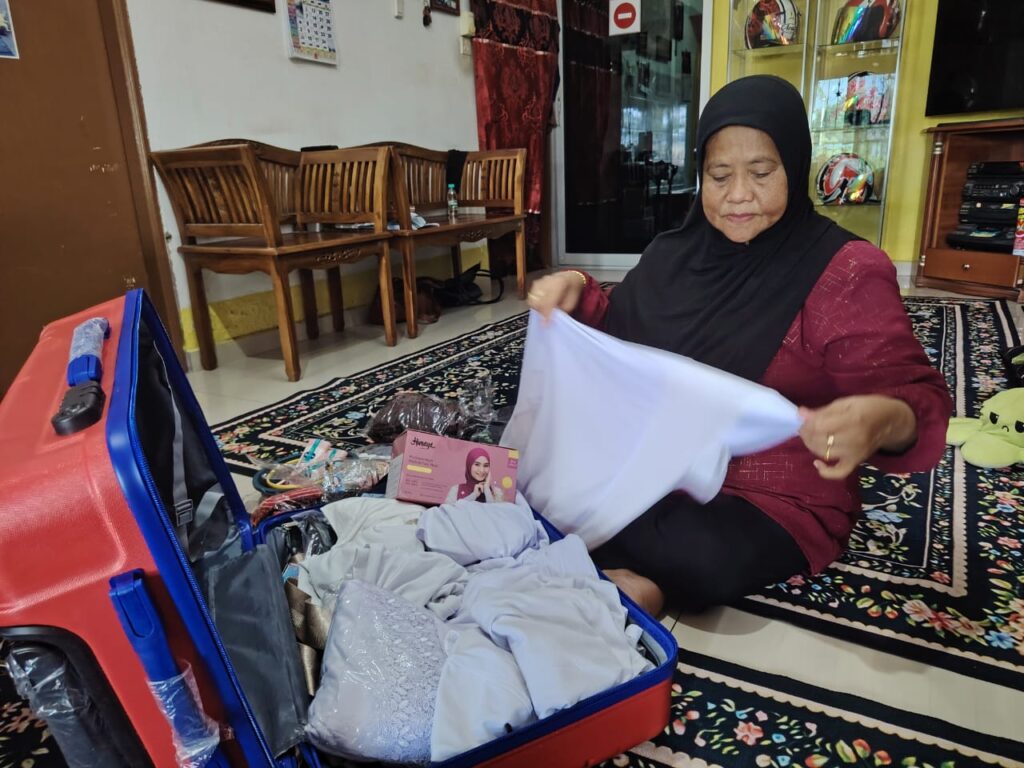 Isteri sedih, majikan tolak cuti suami pergi haji