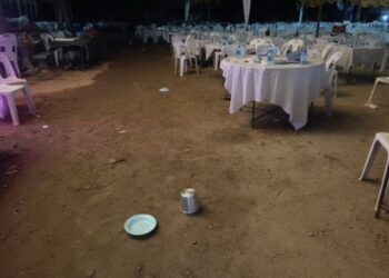 Tetamu pengantin lelaki, perempuan berbalas tembakan 