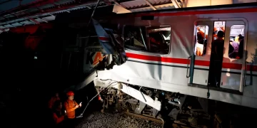 [VIDEO] 7 maut kereta api berlanggar di Bekasi