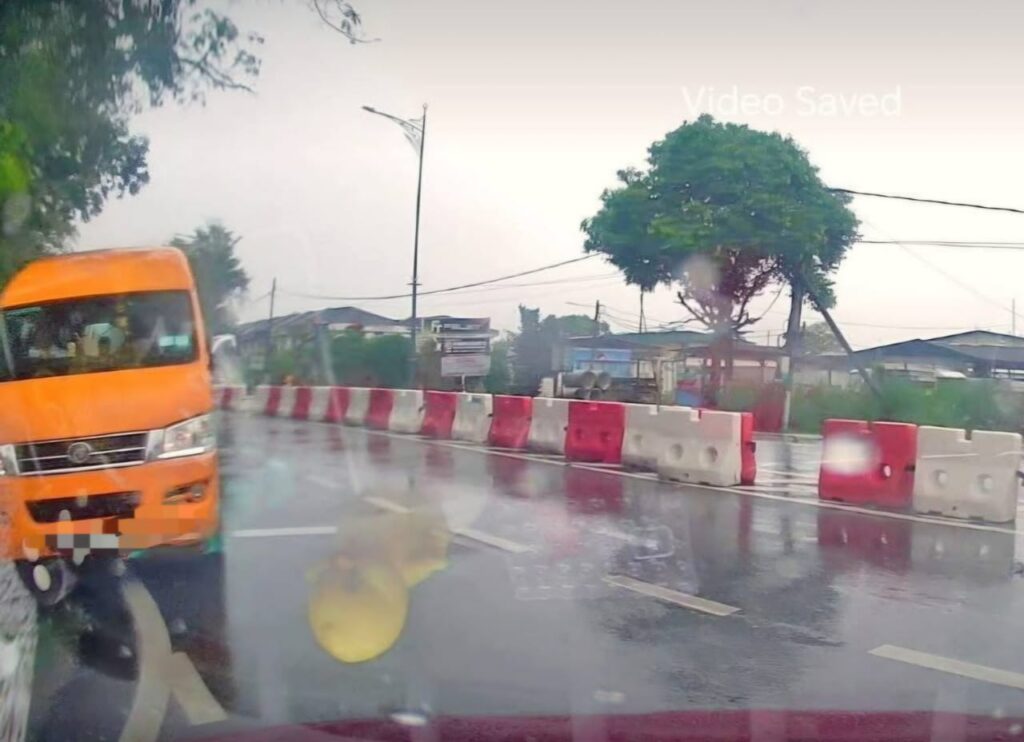 Pemandu van sekolah pandu lawan arus dicekup