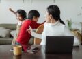 5 tip bekerja dari rumah bersama anak kecil