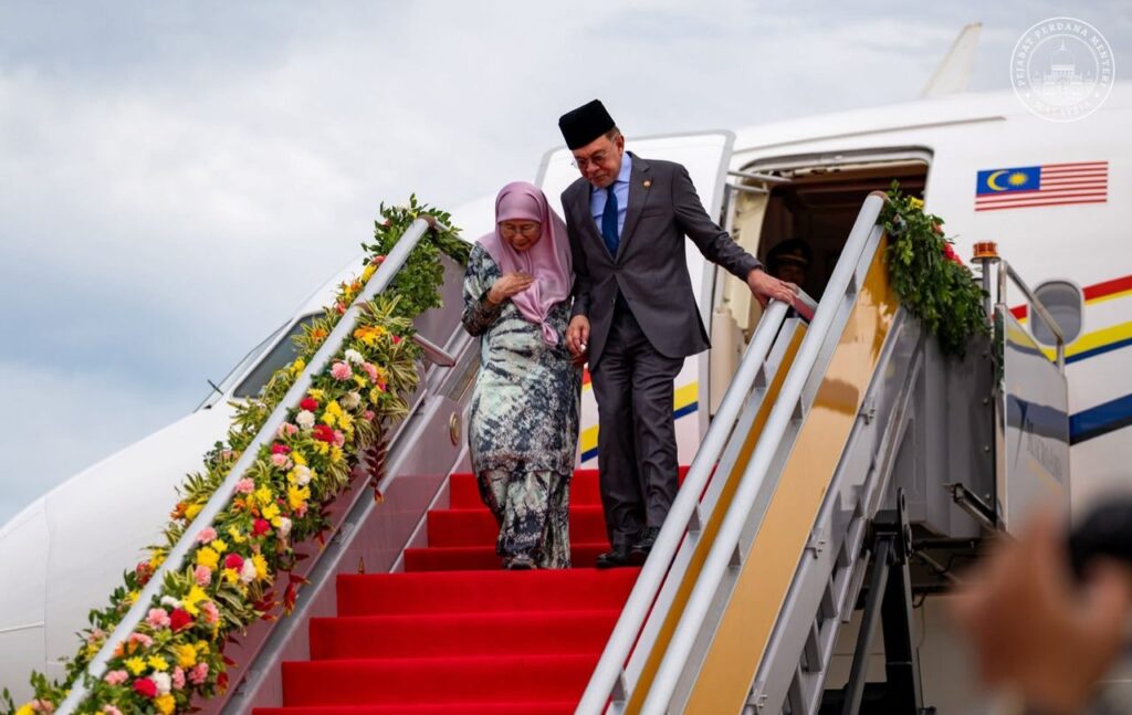 Anwar, Azizah tiba di Cebu hadiri Sidang Kemuncak ASEAN ke-48