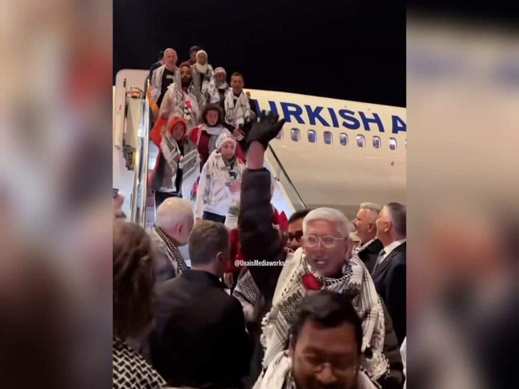 ZRA serta sukarelawan diculik telah selamat tiba di Istanbul