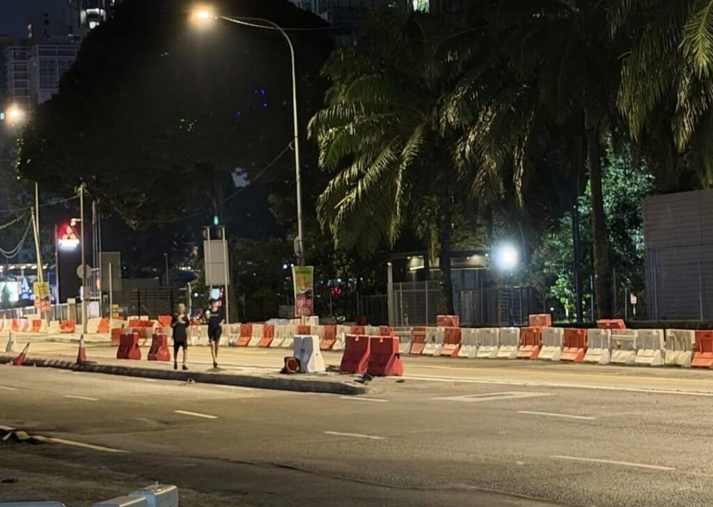 [VIDEO] Hati-hati, ‘divider’ Jalan Ampang tengah tunggu mangsa
