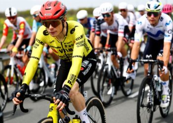 Vingegaard nyaris jadi mangsa kemalangan ngeri Giro d’Italia