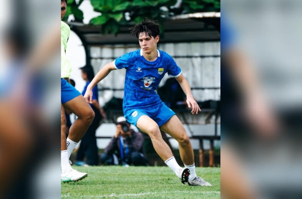 Anak Bojan Hodak, Arif Aiman sertai B-19