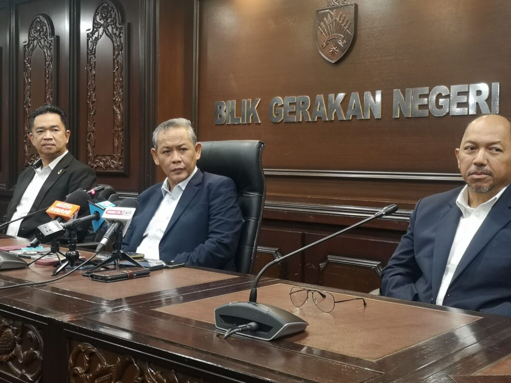 Tiada kerajaan minoriti, tadbir kerajaan negeri seperti biasa – Aminuddin