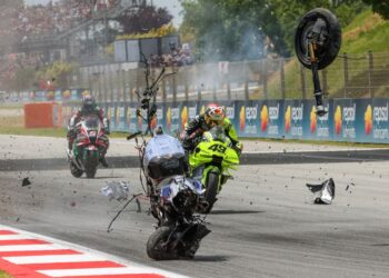 MotoGP: Dua pelumba dikejar ke hospital