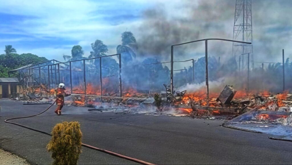 Bangunan SK Kampung Baru Tok Dor terbakar