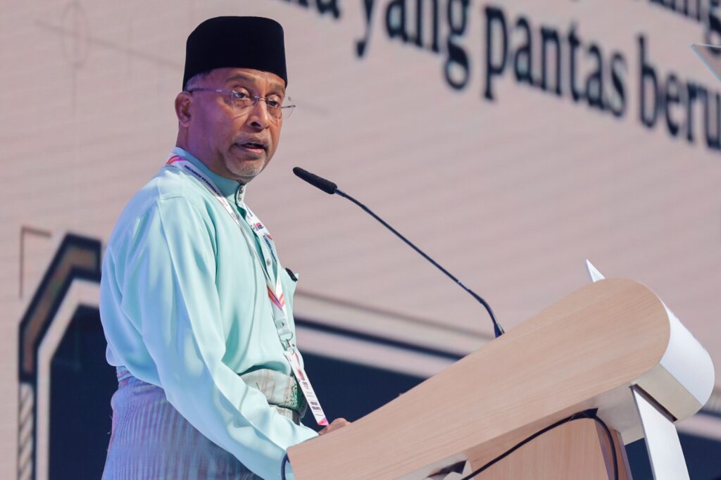 Kongres Pendidikan Bumiputera bukan retorik, medan tindakan – Zambry