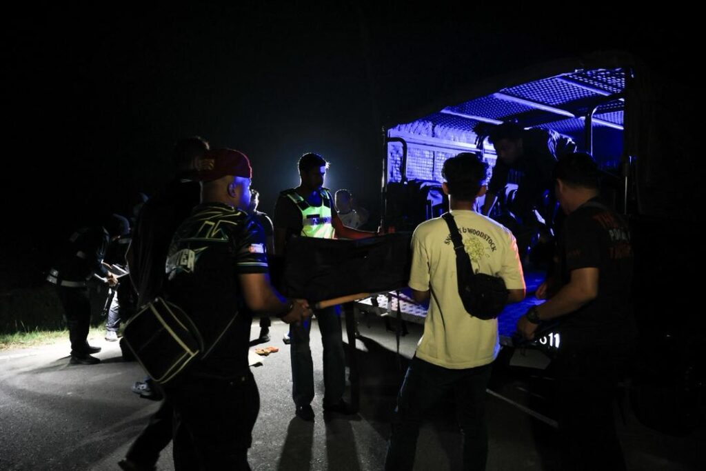 Wanita ditinggalkan tepi jalan maut dengan 61 tikaman dari muka ke kaki