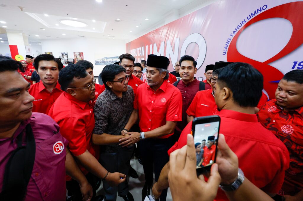 Kekuatan dalaman UMNO jadi sandaran kembalikan keyakinan rakyat – Khairy