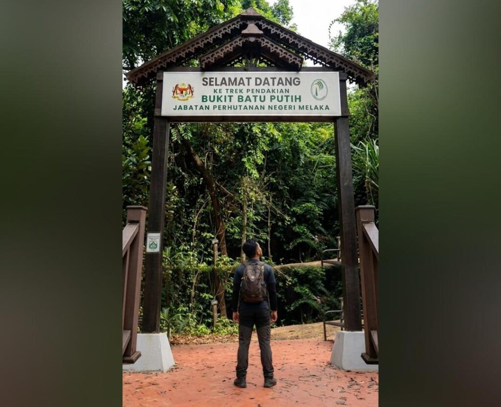 Bukit Batu Putih sesuai untuk pendaki pemula