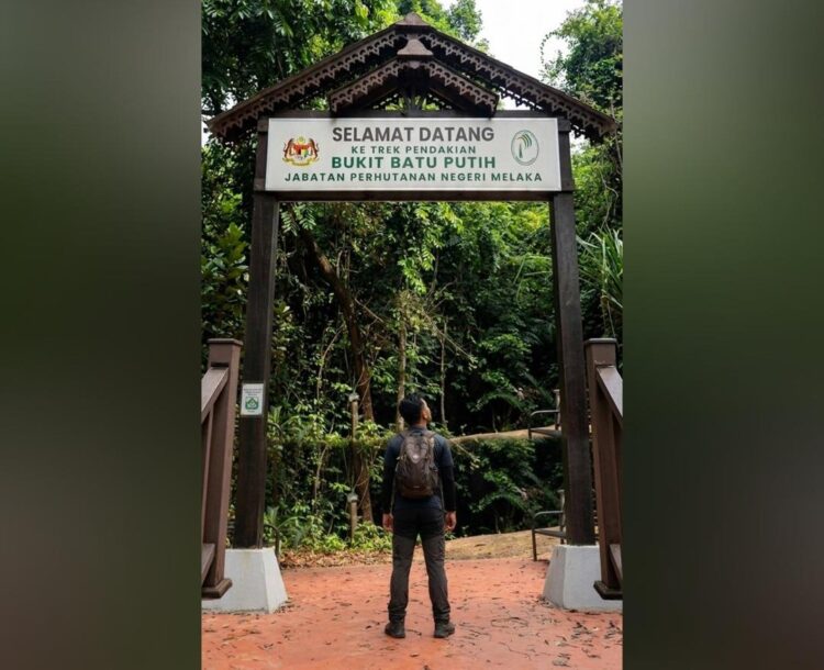 Bukit Batu Putih sesuai untuk pendaki pemula - Kosmo Digital