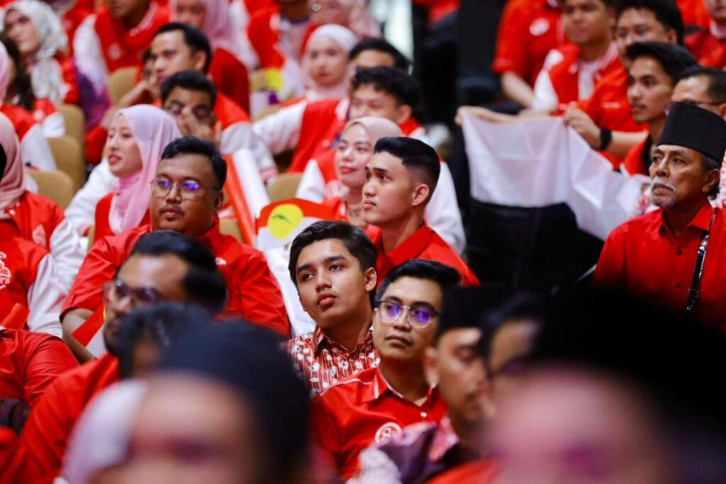 Amayan curi tumpuan hadir Konvensyen 80 Tahun UMNO semalam